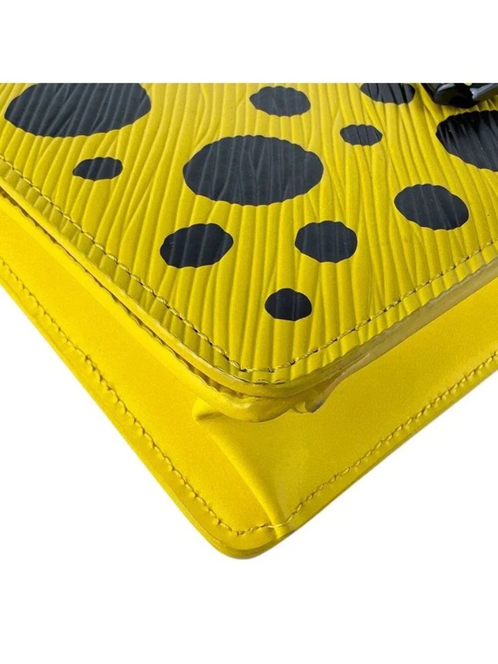 Louis Vuitton Chain Wallet Crossbody Shoulder Bag LV YK Yayoi Kusama
